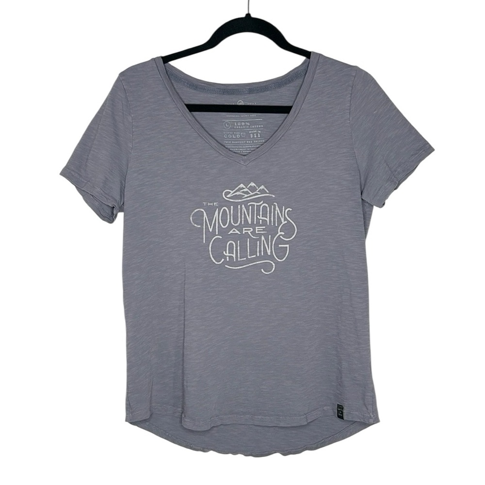 United by Blue The Mountains are Calling gray v neck tee size Large